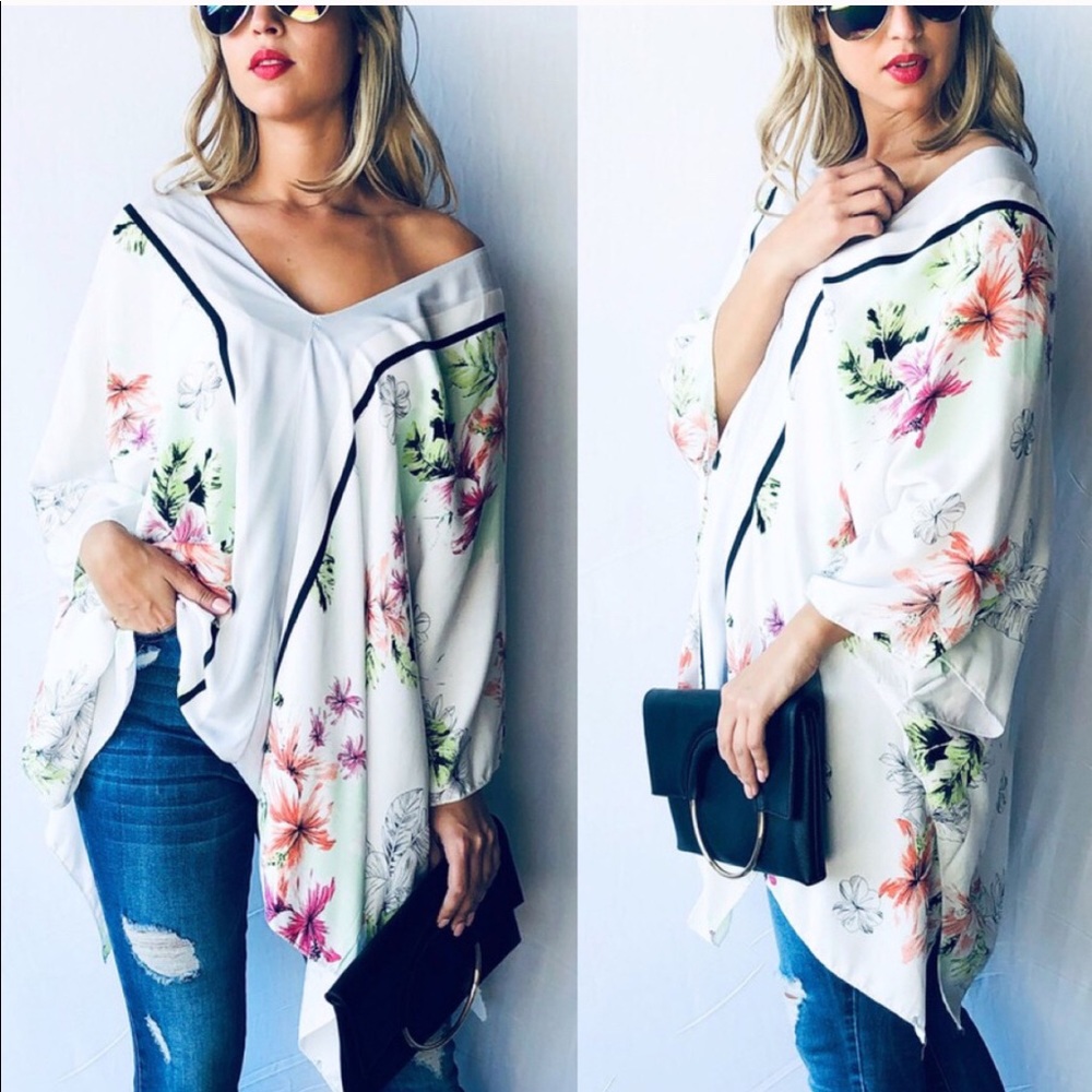 Stunning Cream Kimono Top